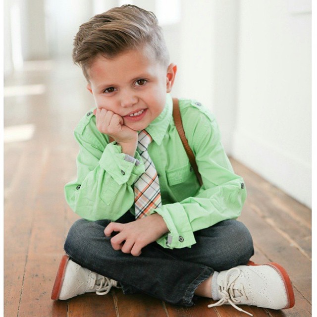 Красивые прически для мальчиков - фото стрижек для детей и подростков