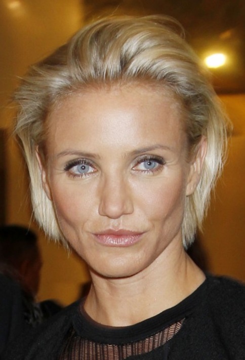 Простые прически на короткие волосы для женщин Простые прически на короткие волосы для женщин