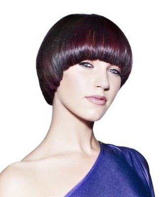 Женская стрижка сессон на короткие и средние волосы- фото с челкой