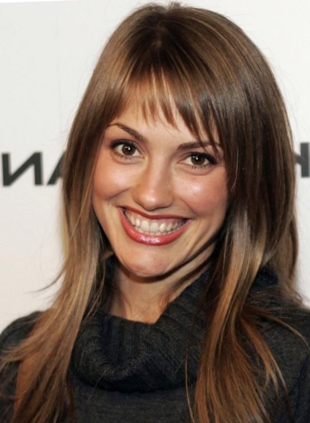 Рваная стрижка на длинные волосы Рваная стрижка на длинные волосы