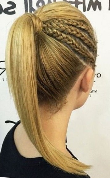 Прически с косами на длинные волосы Прически с косами на длинные волосы