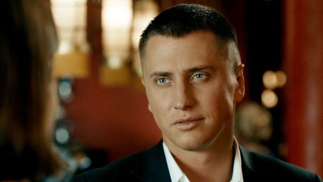 Как называется прическа Павла Прилучного - фото