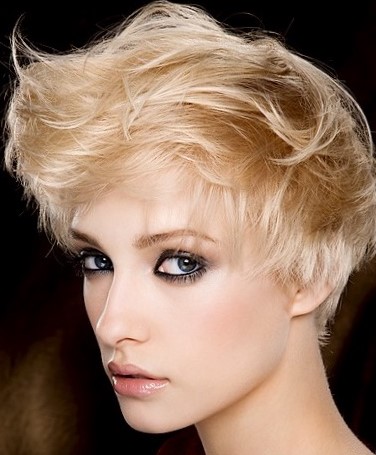 Короткие стрижки для девушек Короткие стрижки для девушек