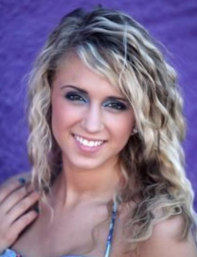 Химическая завивка крупными локонами на средние волосы Химическая завивка крупными локонами на средние волосы