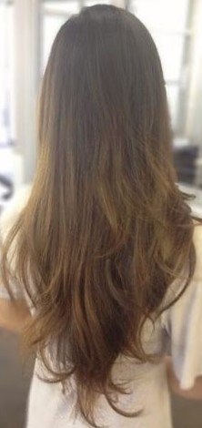 Красивая стрижка "Лисий хвост" на длинные волосы Красивая стрижка "Лисий хвост" на длинные волосы