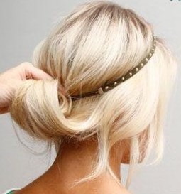 Легкие прически на средние волосы за 5 минут самой себе Легкие прически на средние волосы за 5 минут самой себе