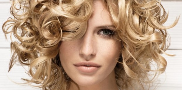 Химическая завивка крупными локонами на средние волосы Химическая завивка крупными локонами на средние волосы