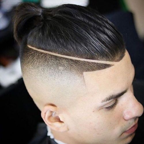 Мужская прическа с хвостиком Мужская прическа с хвостиком