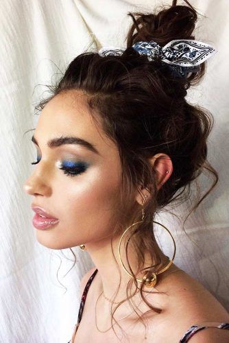 Вечерние прически на средние волосы - красивые укладки своими руками