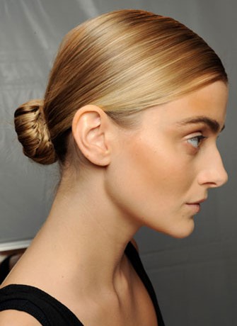 собранные прически на средние волосы собранные прически на средние волосы