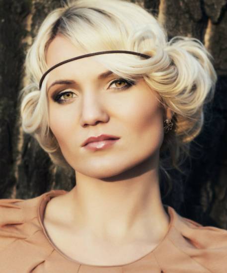 Красивые прически на свадьбу для гостей Красивые прически на свадьбу для гостей