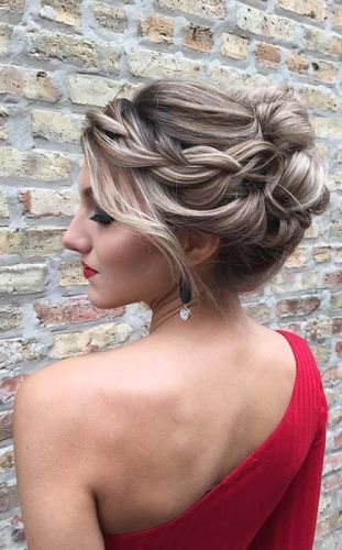 Вечерние прически на средние волосы - красивые укладки своими руками