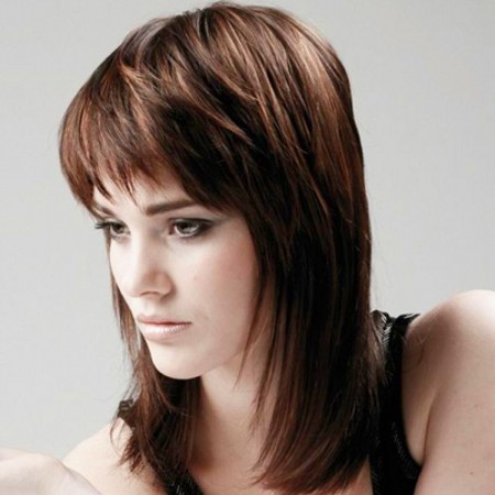 Женская стрижка шапочка на средние волосы - фото