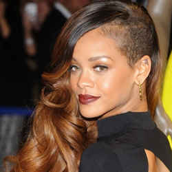 Лучшие стрижки на длинные волосы без челки 2022