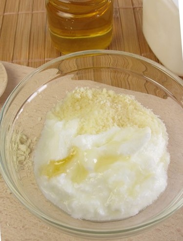 Маска на основе йогурта Маска от выпадения волос с йогуртом