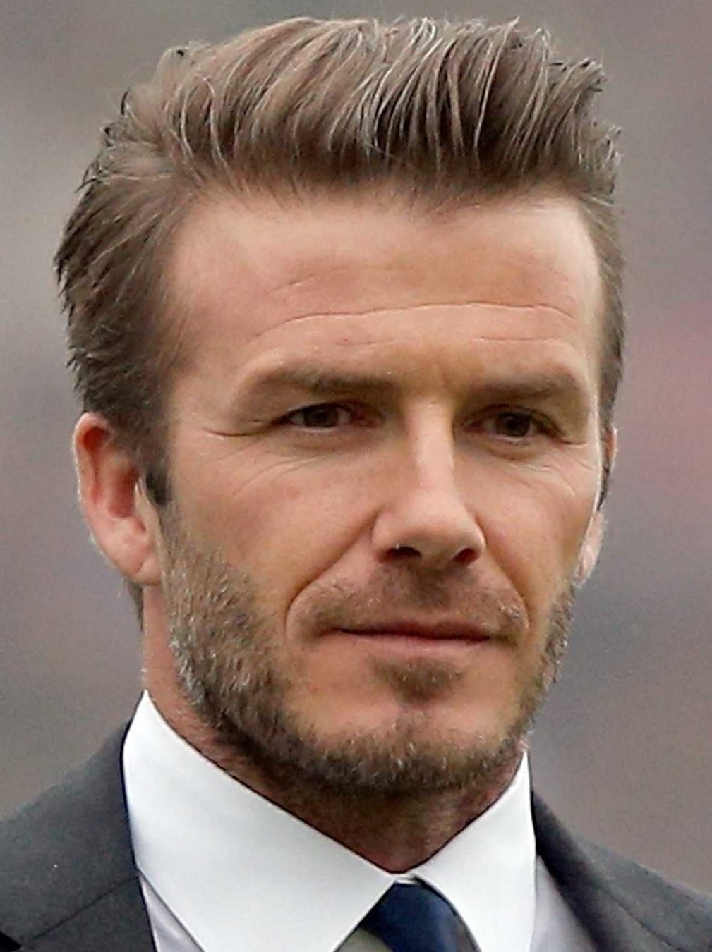 Британка - мужская стрижка на короткие волосы Британка - мужская стрижка на короткие волосы