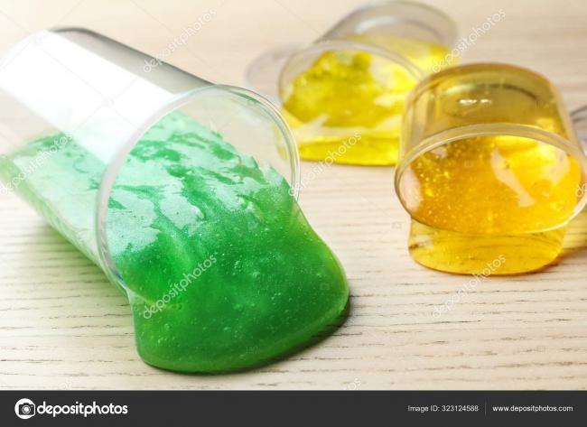 Слайм из муки и геля для душа