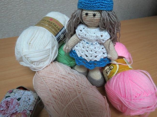 Перед выбором ниток нужно определиться с игрушками