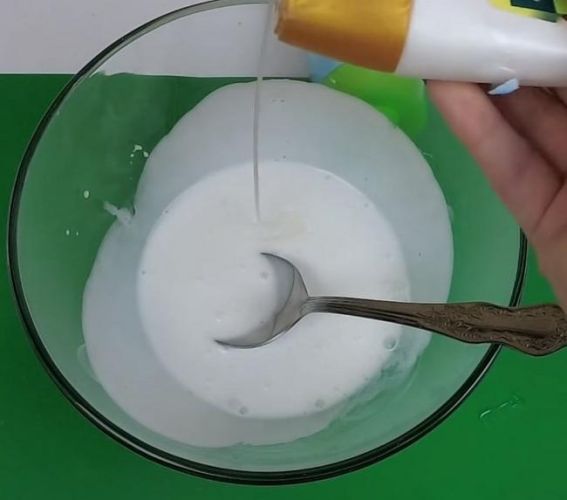 Загуститель для домашнего лизуна