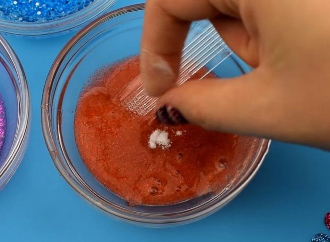 Приготовление слайма из клея