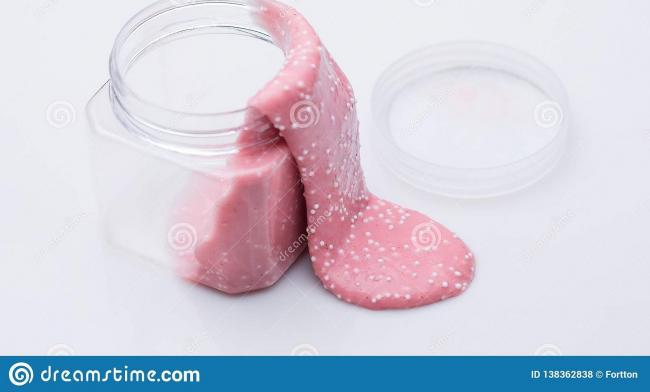 Игрушку надо хранить в герметично закрытом футляре