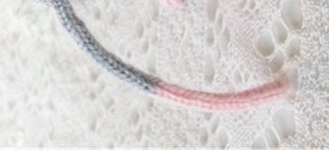 Внутрь хвостика можно вставить проволочку