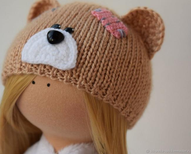 Вязаные шапки для кукол – модный аксессуар