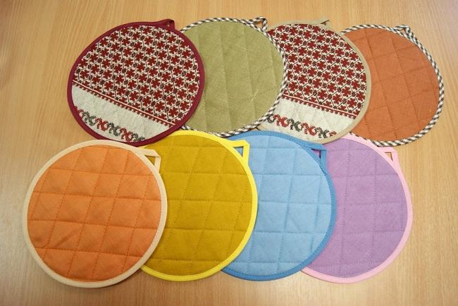 Плоская, круглая