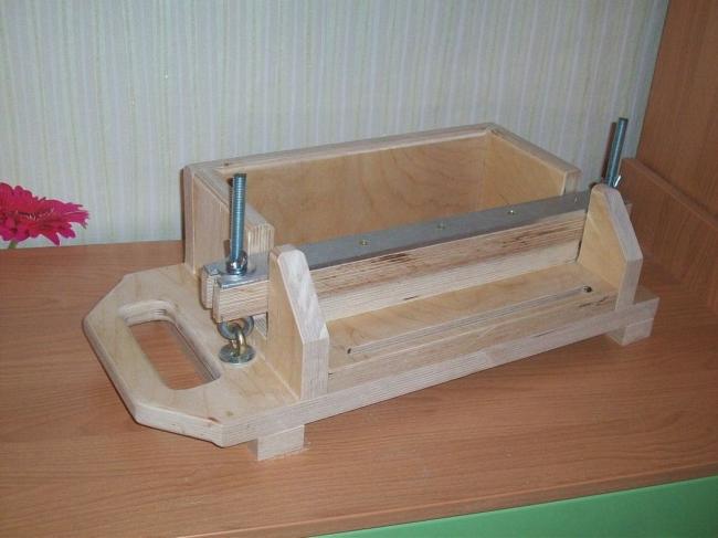 Инструмент для подшивания бумаг