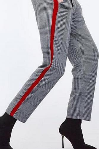 Оригинальные клетчатые брюки с лампасами