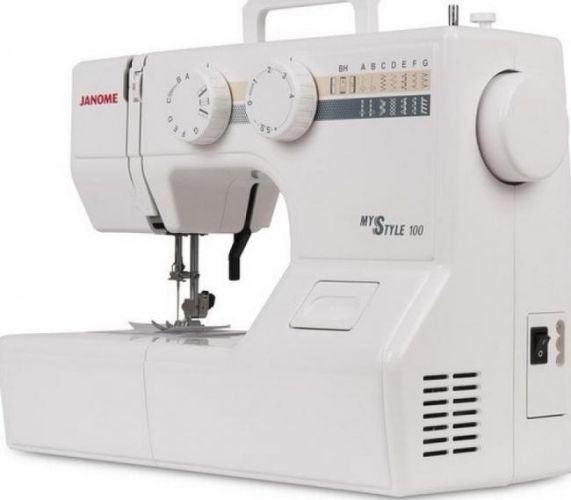Швейная машинка Janome