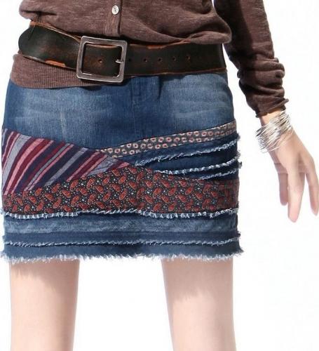 Юбка, украшенная деталями пэчворка