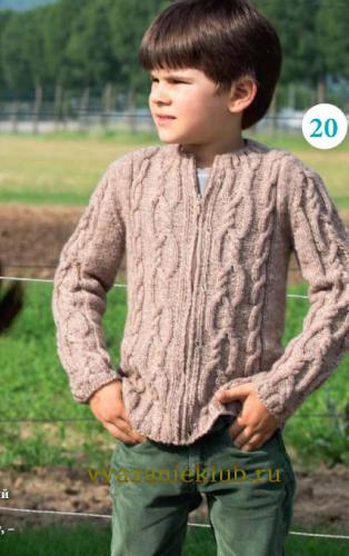 Вязаные кофты на молнии смотрятся так, как будто они цельно связанные и не требуют дополнительных украшений