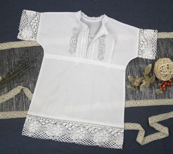 Отделка сорочки кружевом