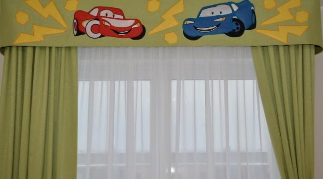 Вариант с карманом для карниза