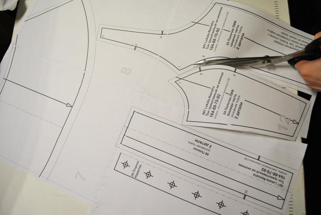 На образцах отмечают всю необходимую информацию