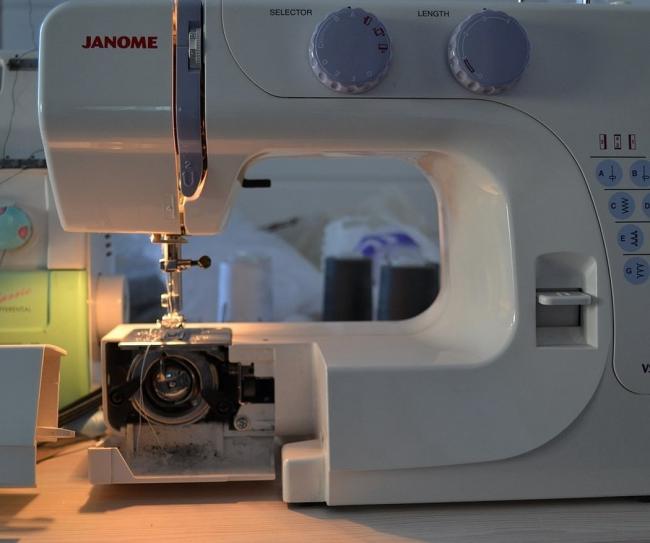 Швейный прибор