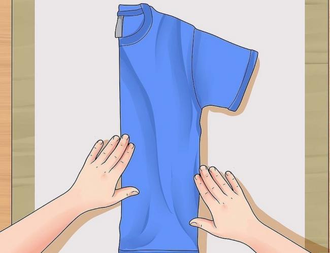 Внешний вид свернутой футболки-образца