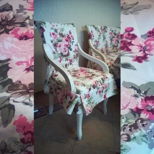 Стильный чехол в светлых тонах