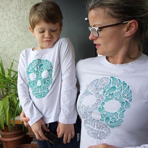 Профессиональная машинная работа на одежде