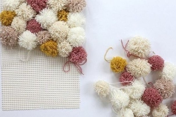 Сетка для ковра из помпонов