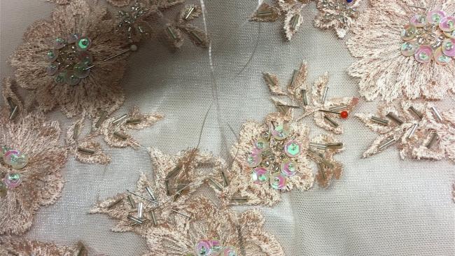 Вышивка на швейной машинке