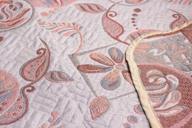 Изнанка и лицевая часть