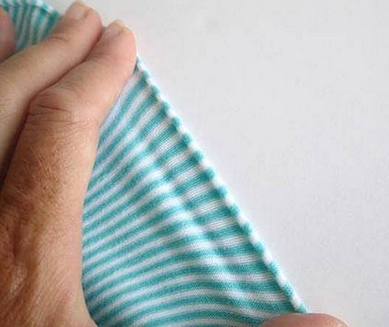 Основной признак джерси — свёртывание по краям