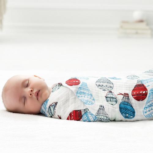 Ребенок в пеленке