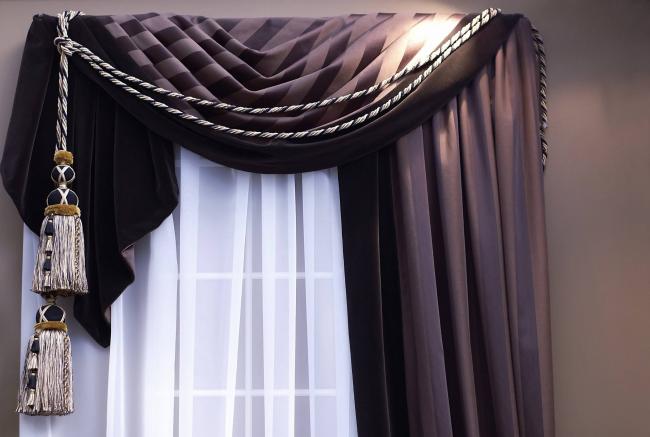 Драпировка на окнах вблизи