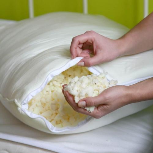 Подушки и одеяла из полиэфира не деформируются