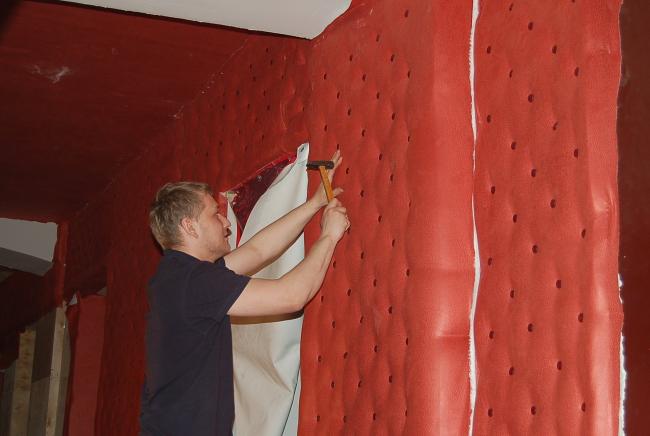 Обшивка разборными стенами из PU