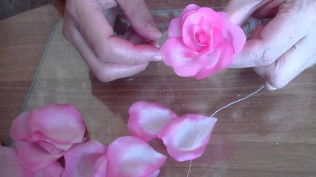 Роза из вуали